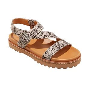Universal Thread Women's Annika Platform Footbed Sandals in Brown Leopard